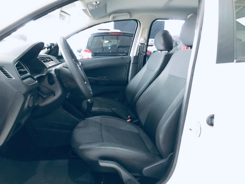 Imagem 9 de 19 de Volkswagen Voyage 1.6 2019 Completo
