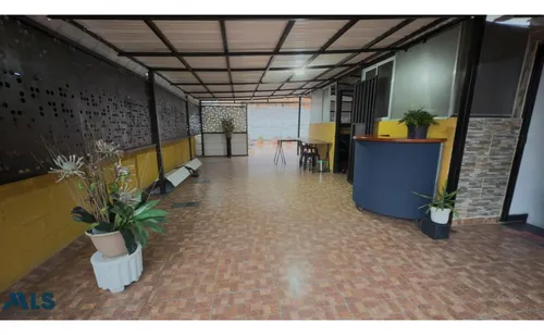 Casa En Tercer Piso Con Terraza En Las Cabañitas(mls#256764)