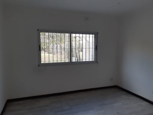 Imagen 29 de 30 de Casa Quinta 4 Amb En Venta Barrio 9 De Abril