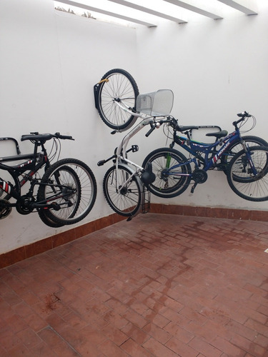 Imagen 1 de 4 de Rack Para Bicicleta - Bicycle Rack