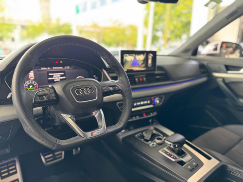 Audi Q5 2.0 L T S Line Dsg