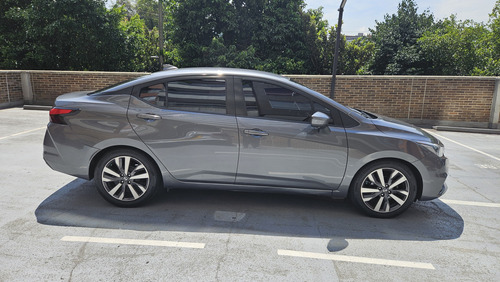Nissan Versa Exclusive