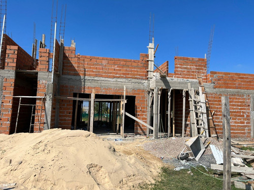 Imagen 10 de 10 de Venta De Casa A Estrenar, En La Alameda, Canning