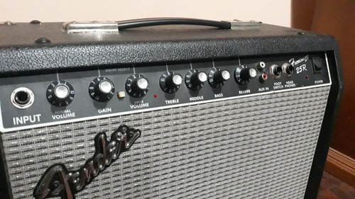 Amplificador Fender Frontman 25r