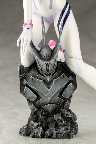 Mari Makinami Illustrious White Plugsuit Evangelion 3.0 + 1