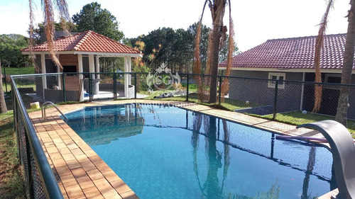 Imagem 6 de 14 de 1.500 M², Condomínio Fechado, Casa Em Alvenaria E Piscina !