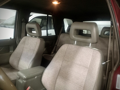 Isuzu Rodeo 3.2 Xs V6 4x4