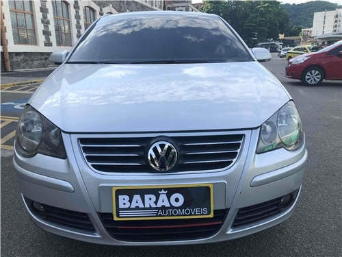 Volkswagen Polo Sedan 2.0 Mi Comfortline 8v Flex 4p Manual