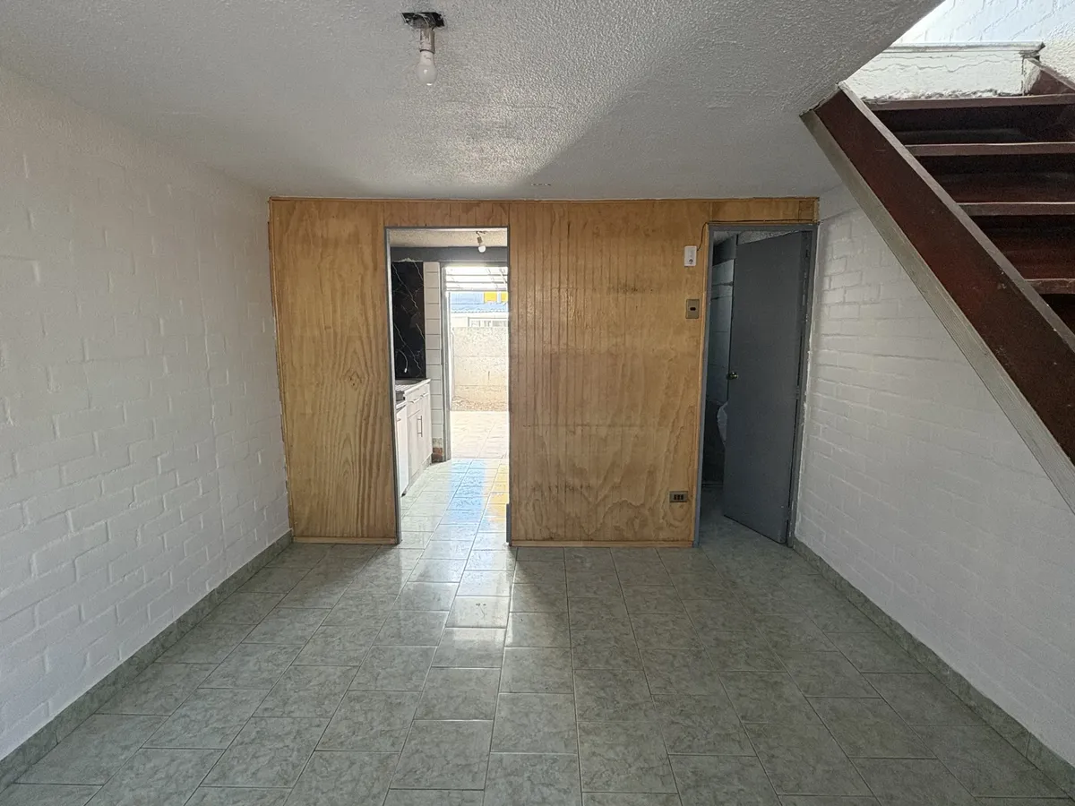 Imagen 5 de 14 de Arriendo Casa 2dor 1baño Metro Los Quillayes
