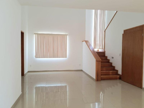 Imagen 17 de 30 de Residencia Con Alberca Y 6 Habitaciones En Av. La Rica, Juriquilla