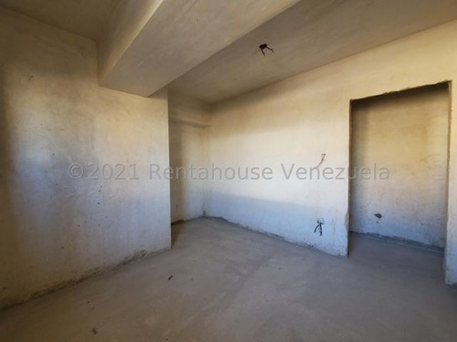 Imagen 19 de 30 de Apartamento En Venta Urb. Base Aragua, Av. Casanova Godoy, Maracay, 22-13289 Mv