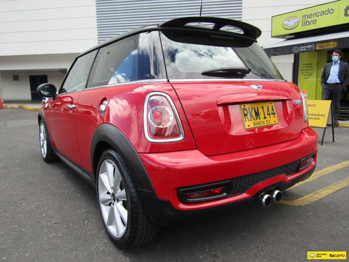 Mini Cooper S At 1600