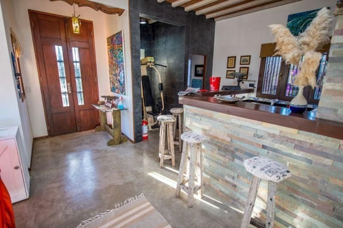 Imagen 8 de 17 de Muy Linda Casa A Metros Del Mar