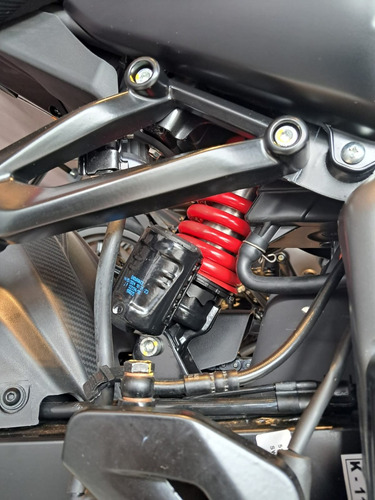 #002 - Bajaj Dominar 160cc - 0km - Yamaha Factor 150cc