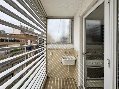 Departamento Piso Exclusivo Con 2 Dormitorios Y Mega Balcón