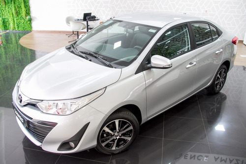 Toyota Yaris Sedan 1.5 Xs Connect Cvt (flex)