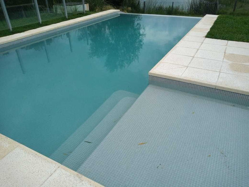 Piscina De Hormigón Gunitado Oferta Cascada Jacuzzi