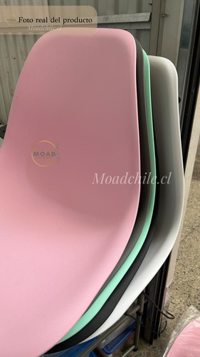 Silla De Comedor Eames Lumax Color Negro, 4 Unidades