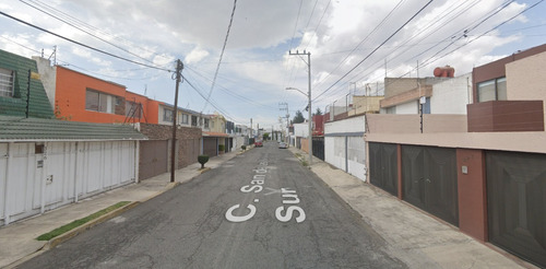 ¡¡atención Inversionistas!! Venta En Amplia Casa En Remate Bancario Col. Don Camilo, Toluca.