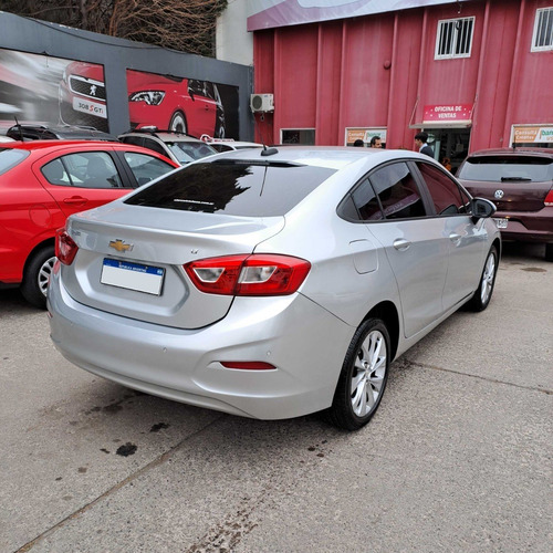 Imagen 4 de 16 de Chevrolet Cruze 1.4 4p Lt Mt 2017