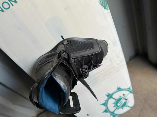 Imagen 4 de 6 de Wakeboard Slingshot Nomad 155 /fijaciones Slingshot Option L