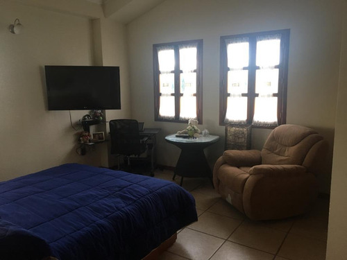Imagen 7 de 12 de Pueblo Viejo Solo Clientes