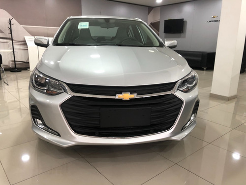 Imagen 16 de 19 de Chevrolet Onix 1.0 Turbo Premier I Mt