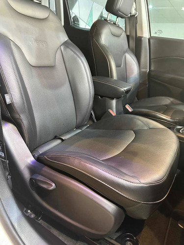 Imagen 14 de 25 de Jeep Compass 2019 2.4 Longitude