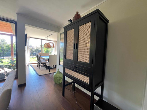 Se Vende Excelente Casa En Condominio Los Poleros, Machalí