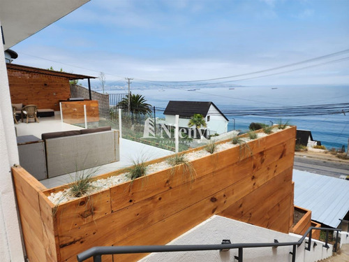 Casa Rentando 10% Anual. 6 Dorm, Vista Al Mar . Reñaca