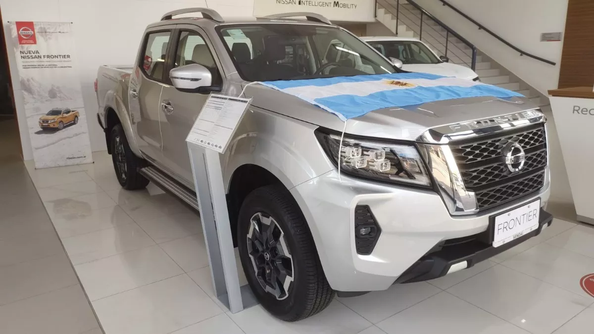 Nissan Frontier 2.3t Xe 4x2 Mt L22