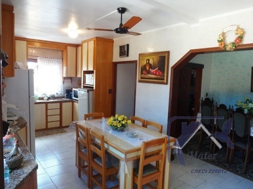 Casa Em Cavalhada Com 4 Dormitórios - Mt1465