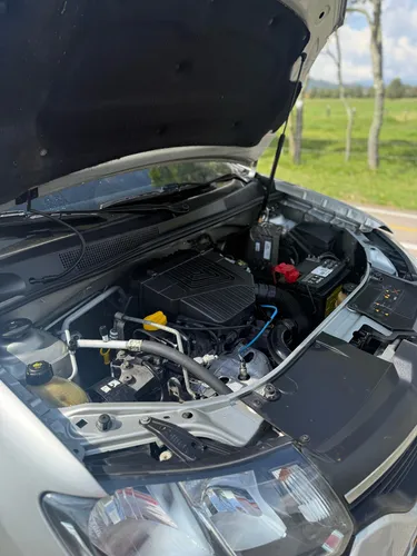 Renault Logan 1.6 Expression