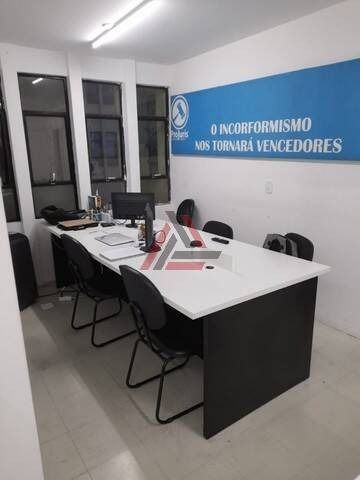 Imagem 4 de 10 de Sala Comercial B. Centro - 47m² - 1 Banheiro - 3326