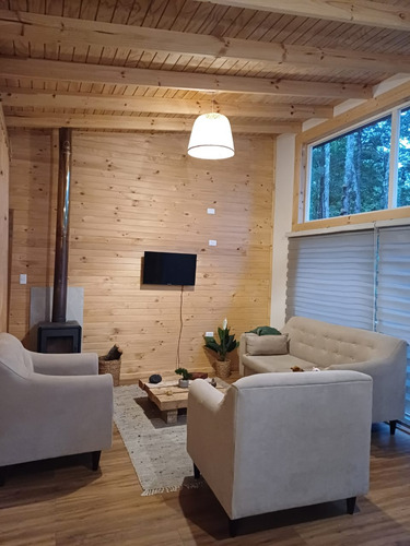 Hermosa Casa En Venta, Ubicada En Ensenada