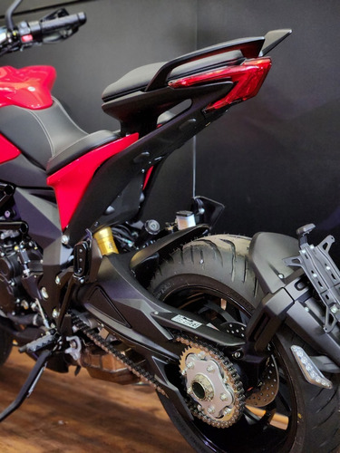 Imagen 21 de 25 de Mv Agusta Turismo Veloce Rosso No Ducati, No Multistrada