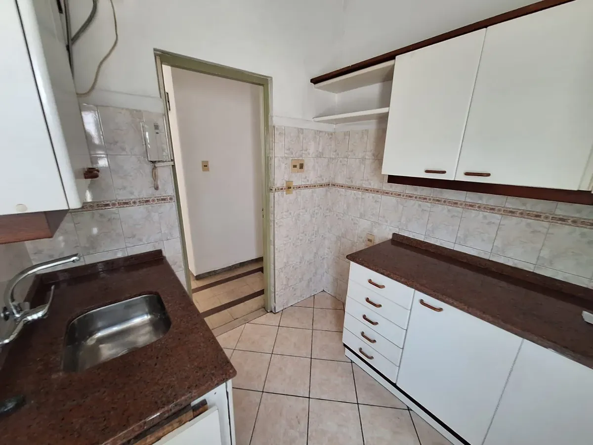 Alquiler Apartamento 2 Dormitorios  Blvr. Artigas Esq. Marcelino Sosa Barrio Brazo Oriental $26500 · Foto 5