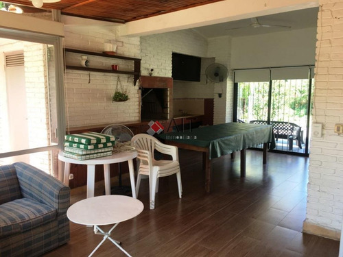 Imagen 17 de 21 de Chalet Tradicional 3 Dormitorios Y Servicio En Paradas Mansa A 4 Cuadras Del Mar!