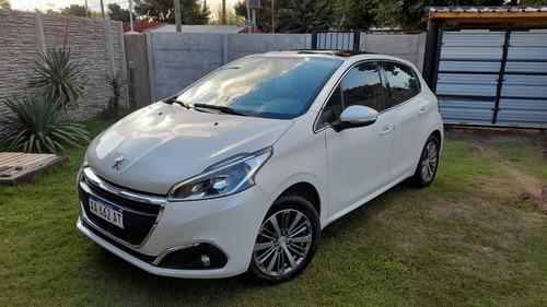 Peugeot 208 1.6 Feline