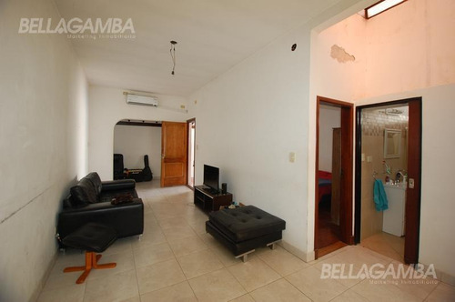 Imagen 10 de 27 de Único Ph Multifamiliar Con Patios Y Terraza, Ideal Para Renta