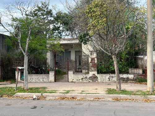 Casa A Demoler Calle G.duval, Santa Rosa