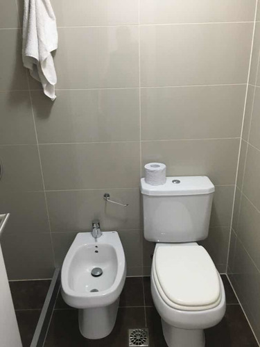 Dueño Vende Apto 2 Dormitorios 6 Meses De Uso Semi Equipado