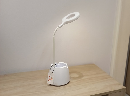 Imagen 5 de 7 de Lampara De Mesa Escritorio Táctil Con Batería Y Porta Objeto