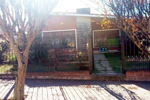 Imagen 2 de 9 de Casa + Departamento En Venta En Santa María De Punilla