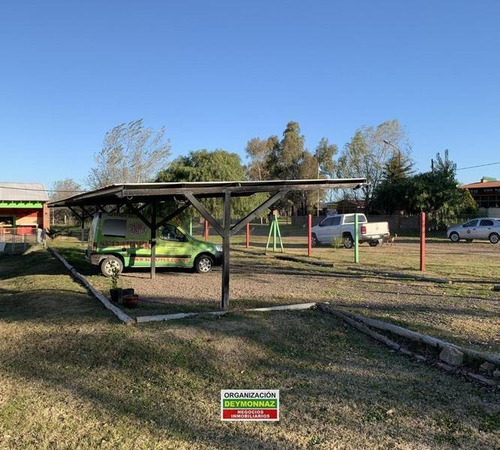 Imagen 20 de 30 de Venta Complejo En Ingreso A Colón - Piscina.
