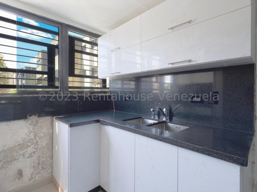 Apartamento En Venta En La Arboleda Este De Barquisimeto, Lara Mc 