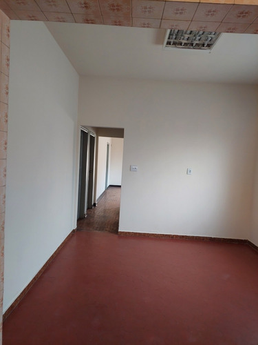 Casa Com Terreno 500 M² - Com 02 Casas - Aceita Permuta Parcial - Vila Ré