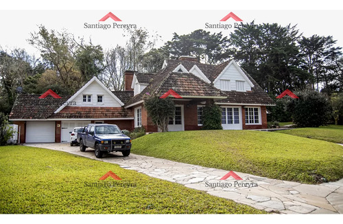 Hermosísima Casa En Golf, Punta Del Este