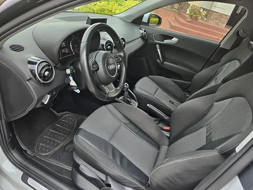 Audi A1 1.4 Tfsi Ambition Plus 5 Puertas