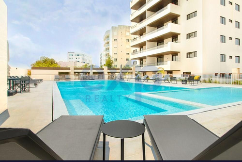 Se Vende Departamento En Preventa (12/2024) Ubicado En El Nivel 11 En Condominio Familiar A 5 Km De La Playa En La Zona Residencial Del Centro De Cancún.